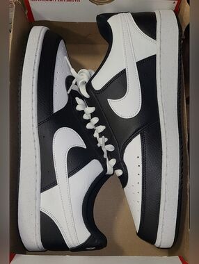 Nike Court Vision Low-Top Sneakers in Black and White 11 Mens